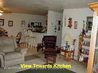 1063 Stillmeadow Ln APT 7, Menasha, WI 54952