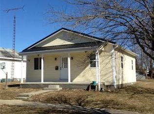 717 S New Jersey St, Bicknell, IN 47512