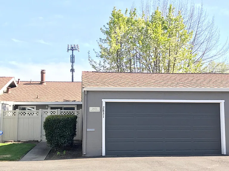 2 cars garage with remote opener