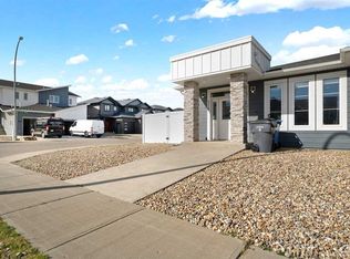 114 S Somerside Rd SE, Medicine Hat, AB T1B0N3