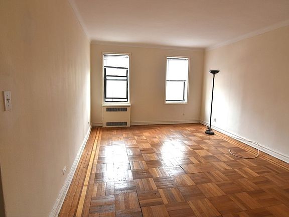 5th image of 2325 Ocean Ave #5A