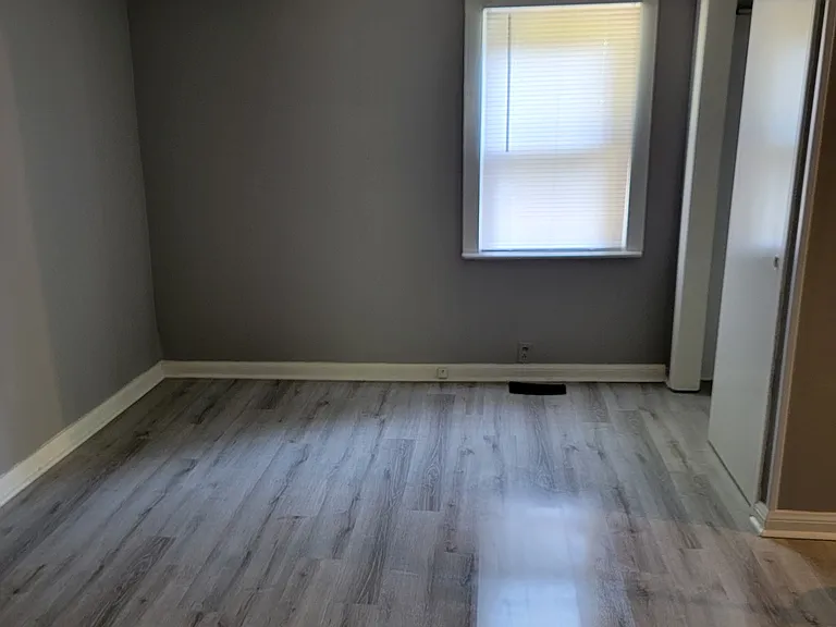 2061 W Sunrise Dr — Photo 14