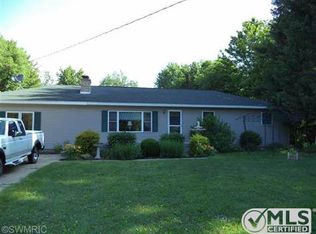3240 E Riley Thompson Rd, Twin Lake, MI 49457