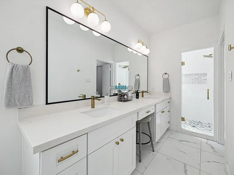 5021 Creekmont Dr — Photo 19