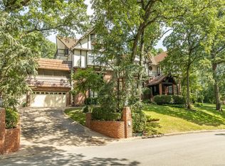 3805 S 98th St, Tulsa, OK 74137