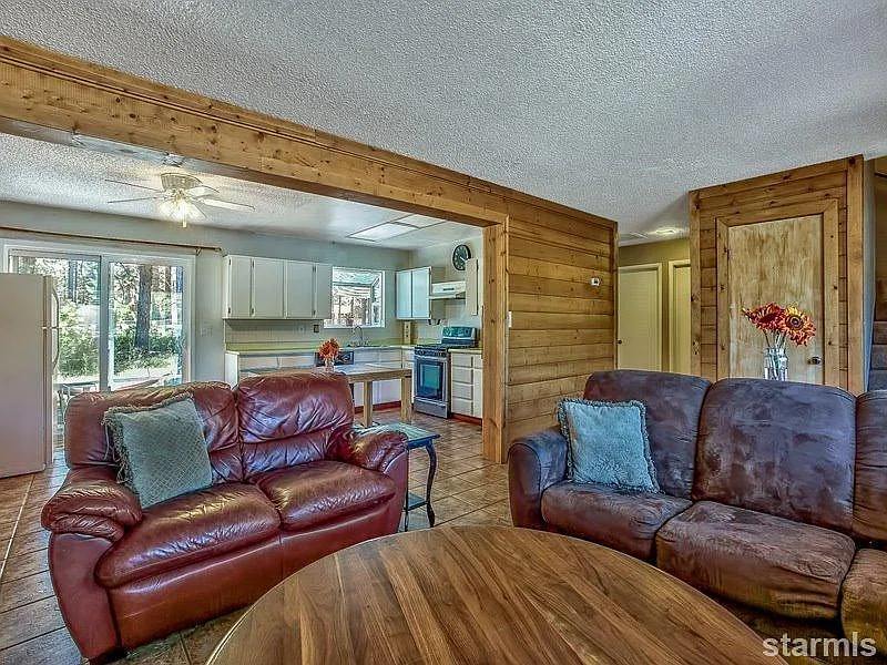 4 bed, 1848 sqft, $4,500 — Photo 1