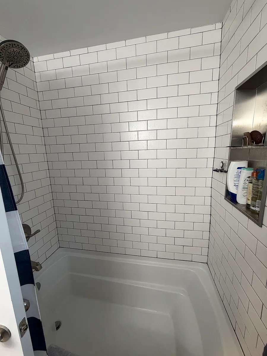 Building Photo - 415 Parkdale Dr #12A