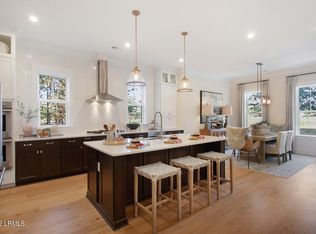 17 Skipperling Ct, Bluffton, SC 29909