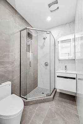 Rented by REAL New York | media 7