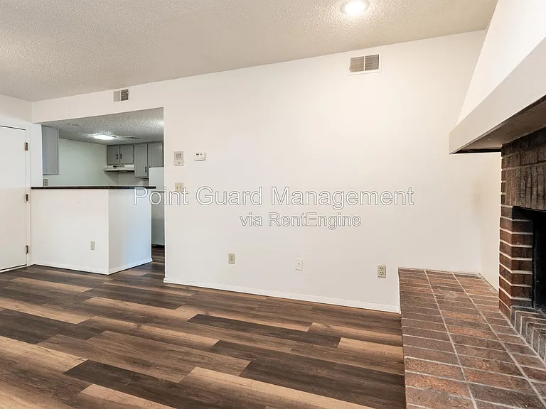 Midtown Place Apartments — Photo 56