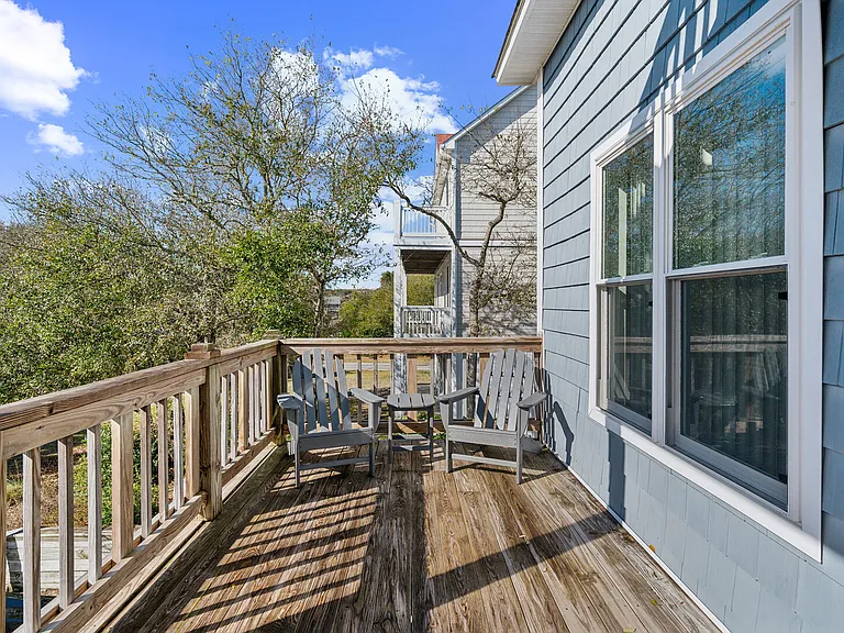 S Oak Dr — Photo 25