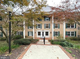 7651 Tremayne Pl APT 112, Mc Lean, VA