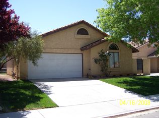 3522 E Avenue R11, Palmdale, CA 93550