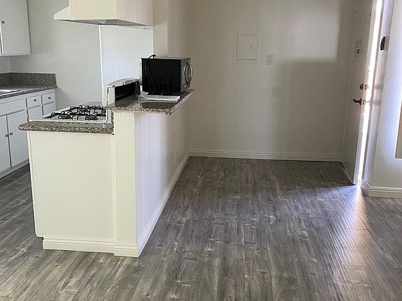 5th image of 6819 Hinds Ave APT 29