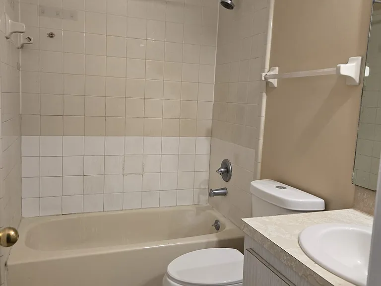 8018 Parrot Dr — Photo 5