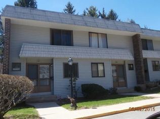 24 Chestnut Ct, Cromwell, CT 06416