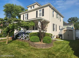 8 Bassett Pl, Red Bank, NJ 07701