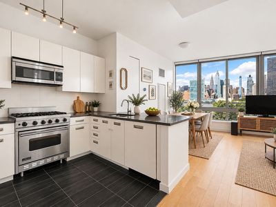 4630 Center Blvd APT 404, Long Island City, NY, 11109