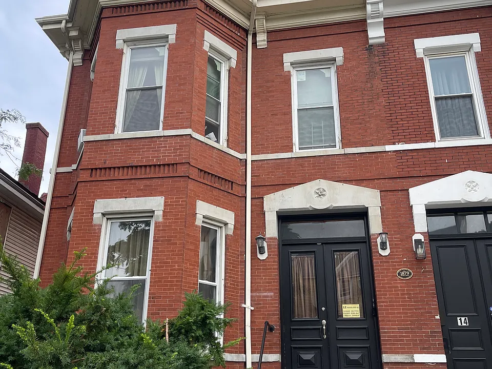 12 Rockland St #3