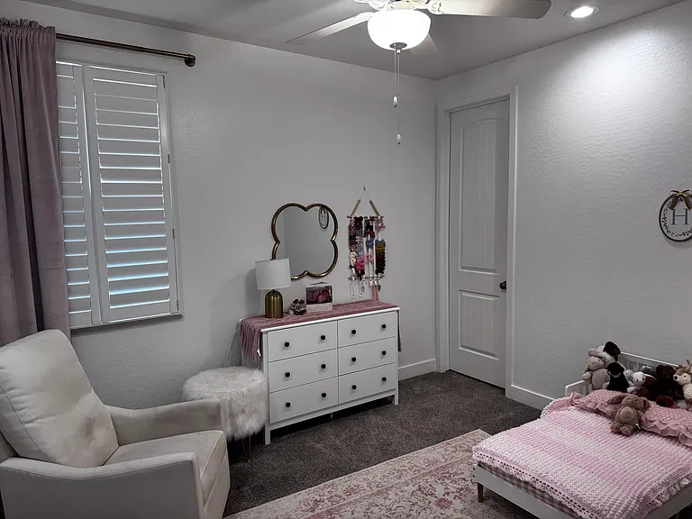 3056 E Appaloosa Rd — Photo 17