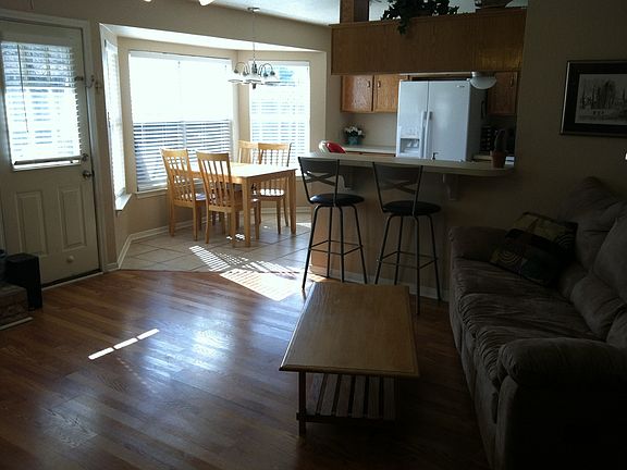 4th image of 1908 Sundown Dr