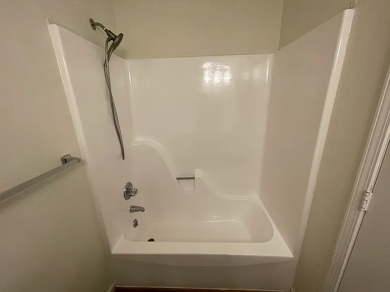 117 Redstone Dr — Photo 13