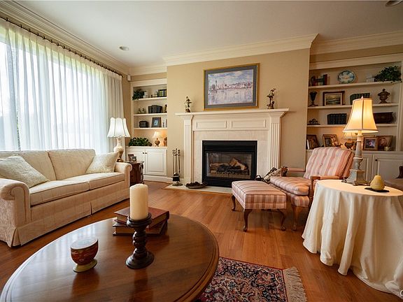 2nd image of 412 George Ave