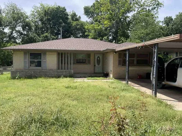 1008 Circle Dr, Ardmore, OK 73401