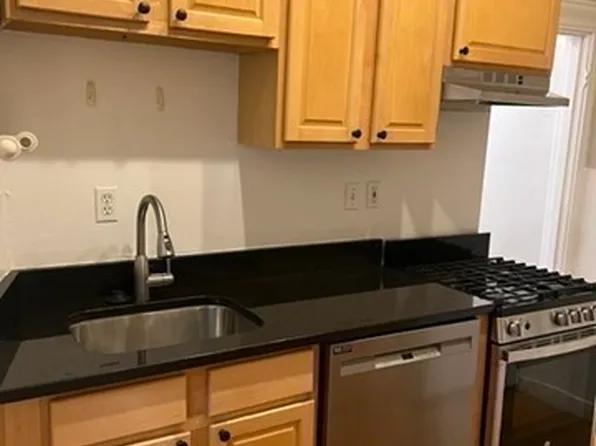 69 Park Dr, Boston, MA