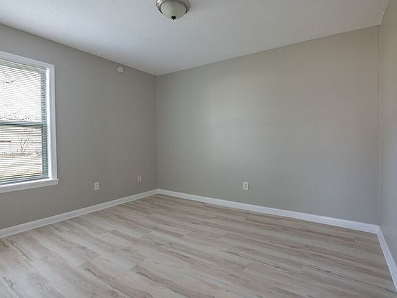5th image of 7721 1st Ave S APT 8