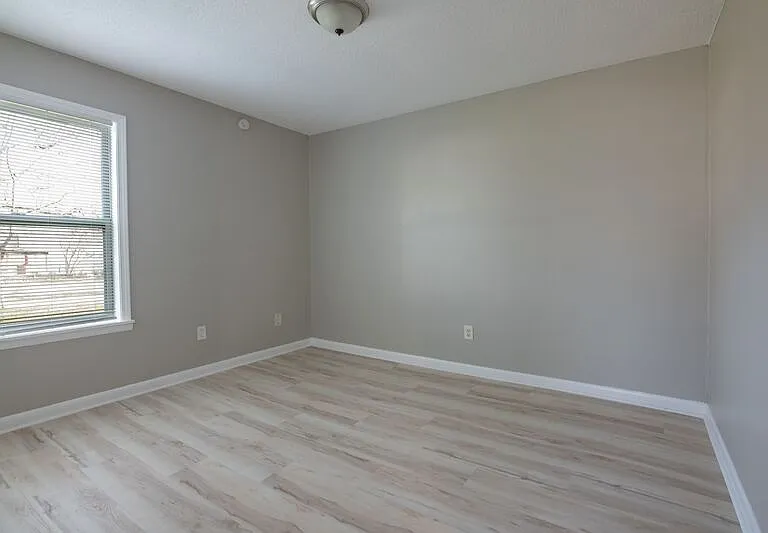 7721 1st Ave S #8 — Photo 5