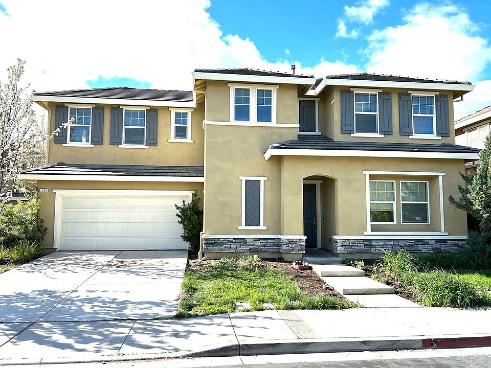 1st image of 124 Kapalua Bay Cir