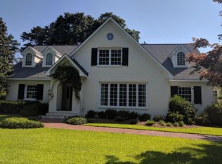 315 Rutledge Dr, Greenville, NC 27858