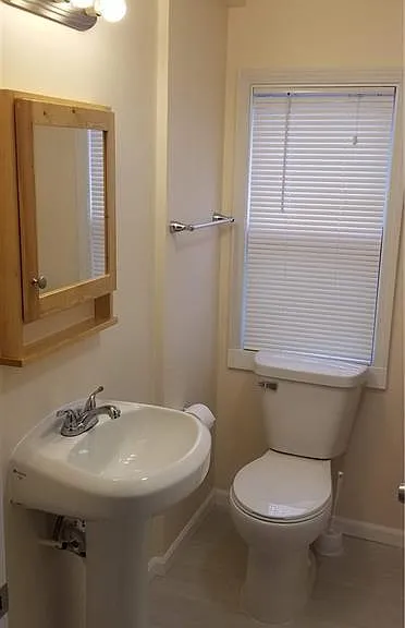19404 Inkster Rd — Photo 11