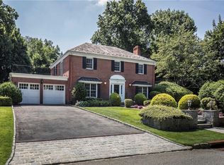 46 Northway, Bronxville, NY 10708