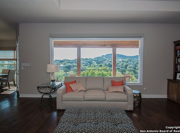 2nd image of 2094 Connie Dr