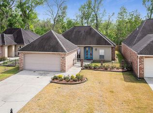 41099 Garden Ct, Gonzales, LA 70737