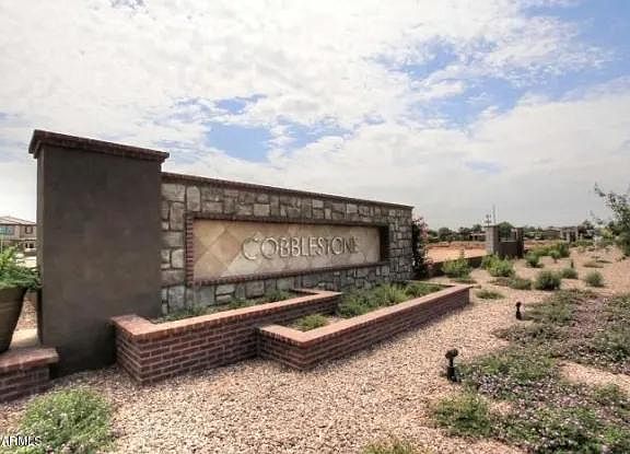 Cobblestone Villas Community