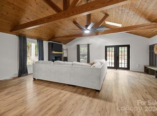 313 Settlement Dr, Midland, NC 28107