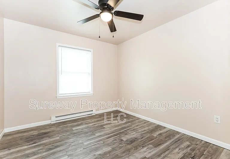 50 Dahlia St — Photo 12