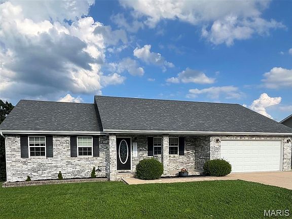 2nd image of 19136 Lonager Ln