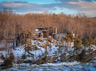 6 Poppinga Ln, Hyde park, NY 12538