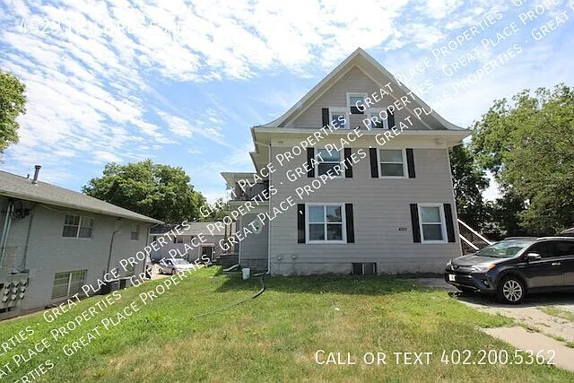 3 bed, 1000 sqft, $1,299 — Photo 3