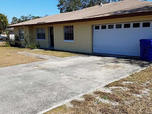 4th image of 351 Casuarina Cir