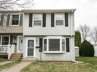 3743 Hillcrest Rd, Dubuque, IA 52002