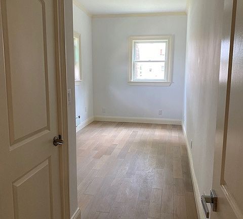 5th image of 324 Grant Ave Floor 2