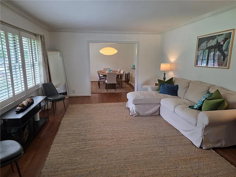 2129 Pine Forest Dr NE — Photo 2