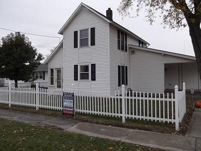 1st image of 638 E Farming St
