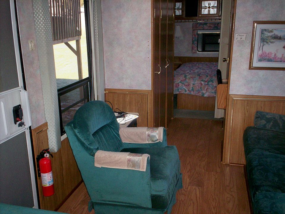 1st image of 228 Thrush Ln