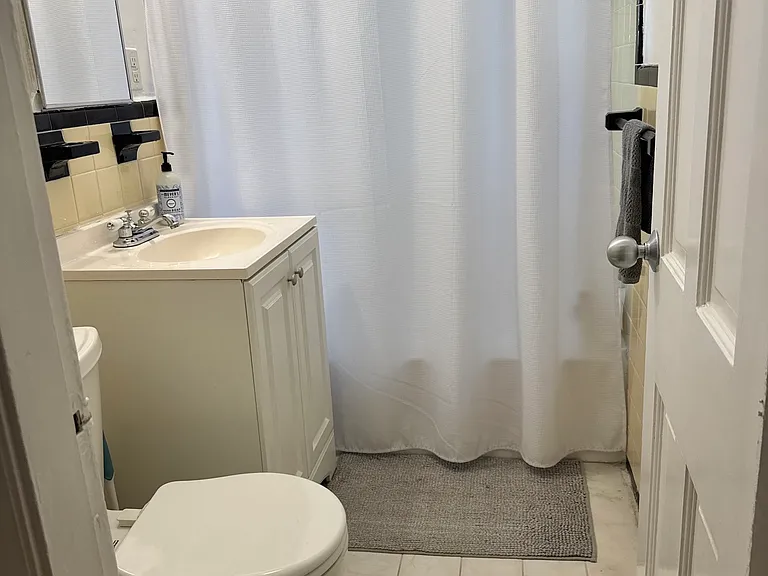 1157 Beacon St #3 — Photo 8